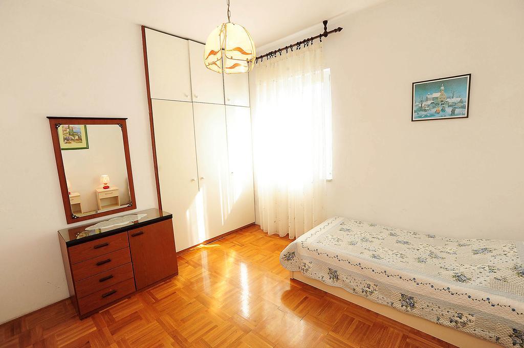 Apartments Luka & Sara ザダル エクステリア 写真